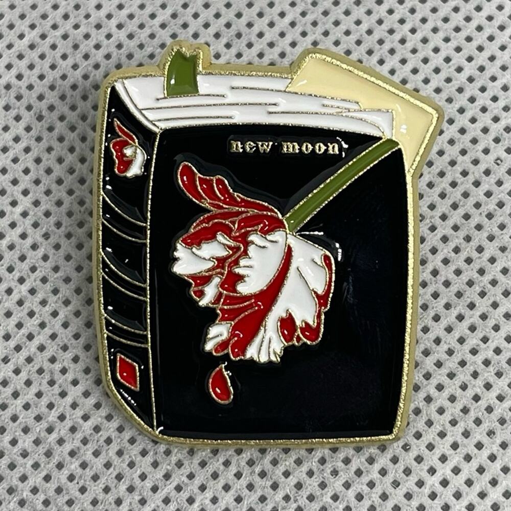 New Moon ~ Twilight Saga Metal Enamel Book Series Pin